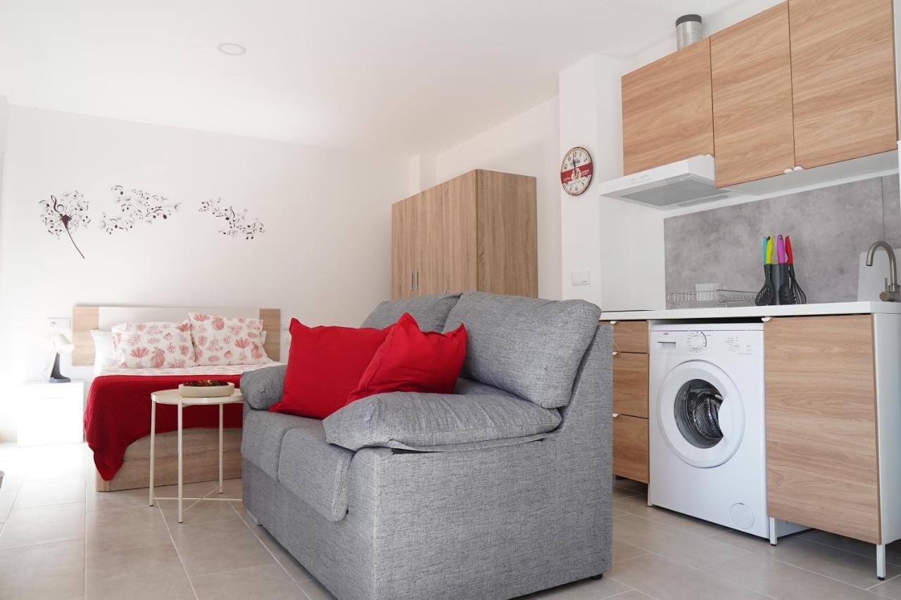 Apartamentos Turisticos San Miguel Arcangel, S.L. San Roque  Dış mekan fotoğraf