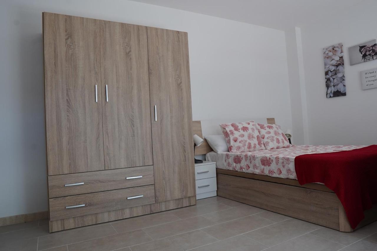 Apartamentos Turisticos San Miguel Arcangel, S.L. San Roque  Dış mekan fotoğraf