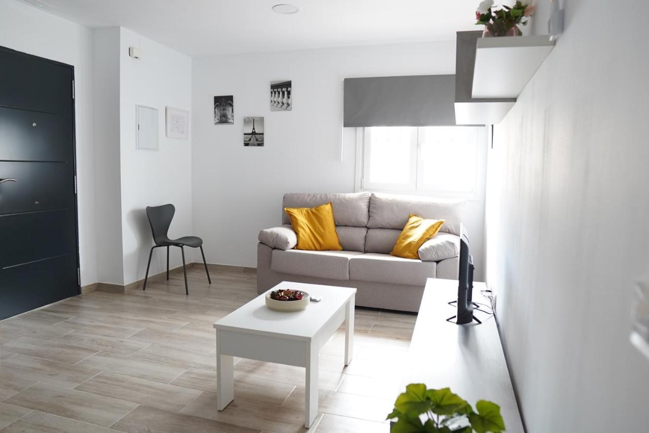 Apartamentos Turisticos San Miguel Arcangel, S.L. San Roque  Dış mekan fotoğraf